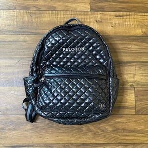 PELOTON Oliver Thomas Large Laptop Black Metallic 17”x13”